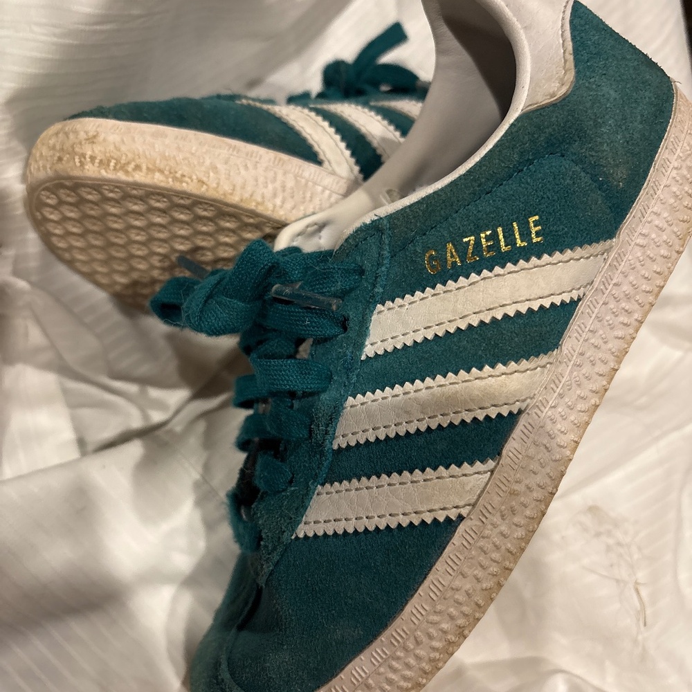 Adidas gazelle sneakers for toddlers